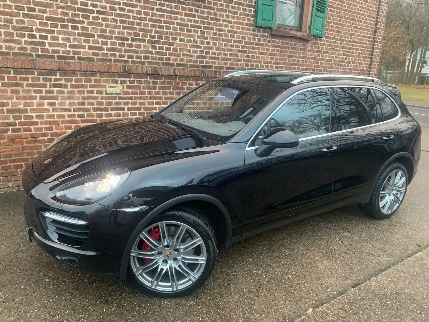 Porsche Cayenne Turbo 1.Hd.Pano.SH.8x21" im Bestzustand Schwarz - 1