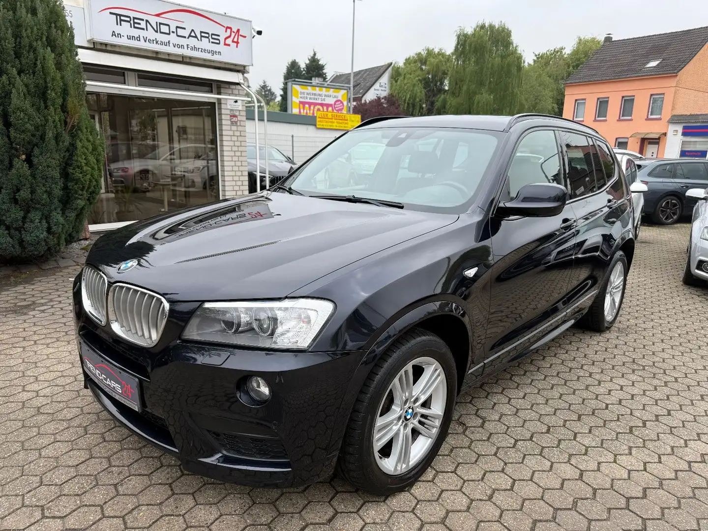 BMW X3 xDrive 35 d*Pano*Leder*headup*M-Paket* Schwarz - 2