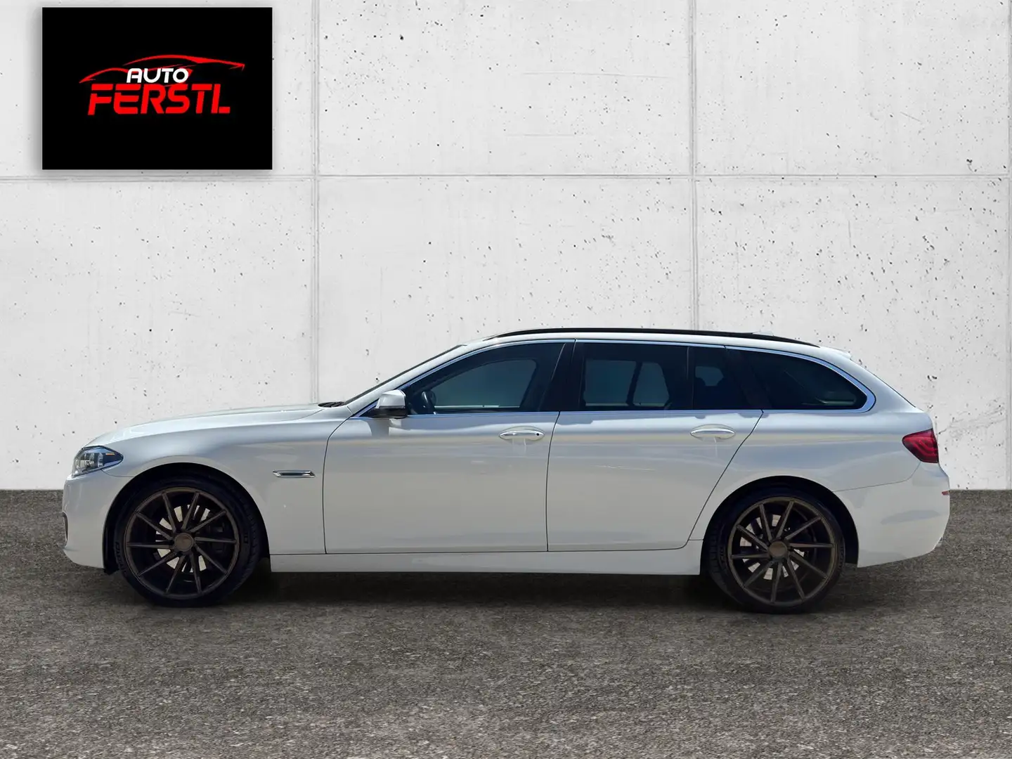 BMW 530 Touring d xDrive 5er - 530d Allrad Ö-Paket 190 ... Weiß - 2