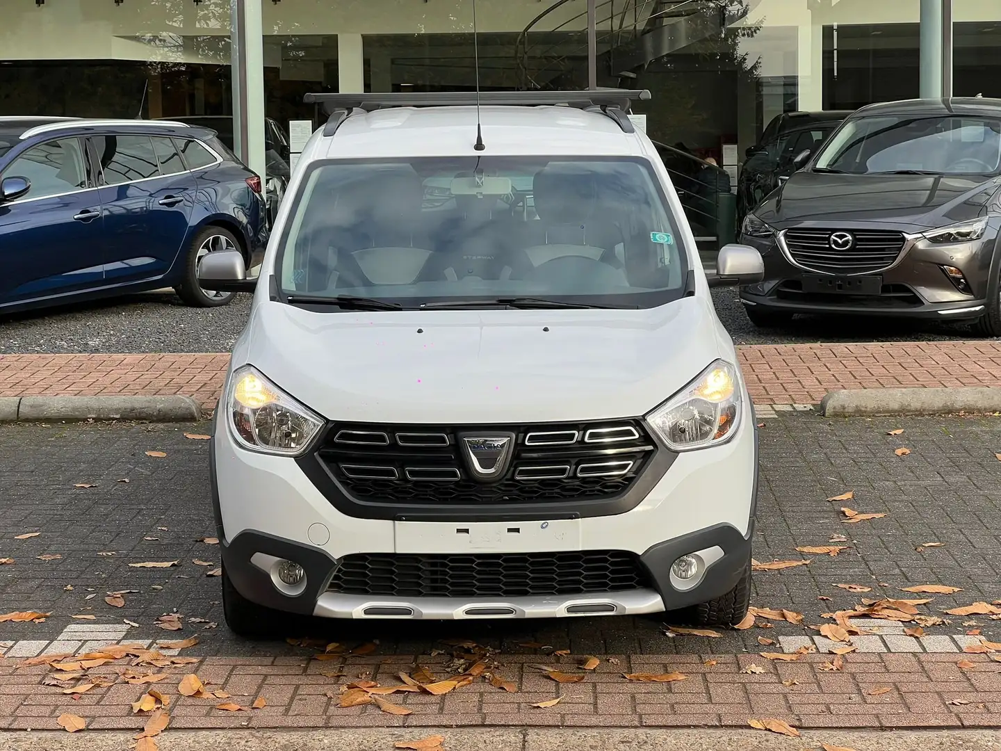 Dacia Lodgy Lodgy SCe 100 LPG Stepway 7 pl. Wit - 2