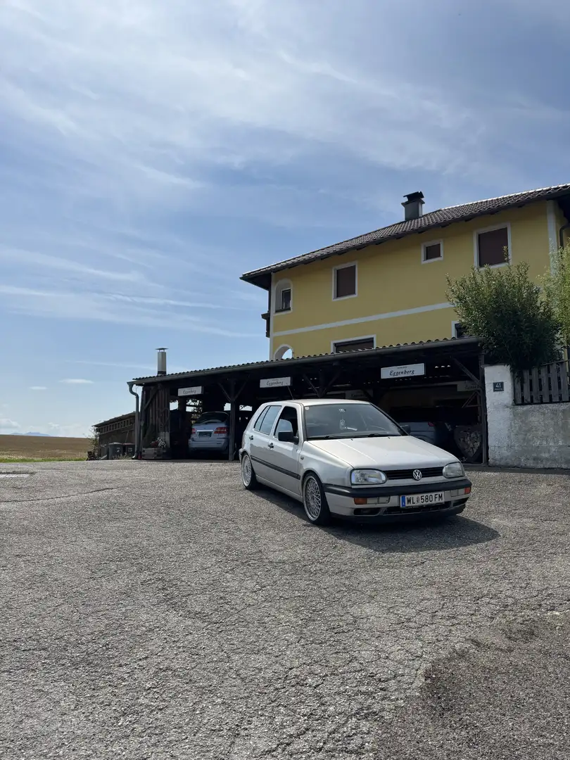 Volkswagen Golf 1.9 Tdi - 2
