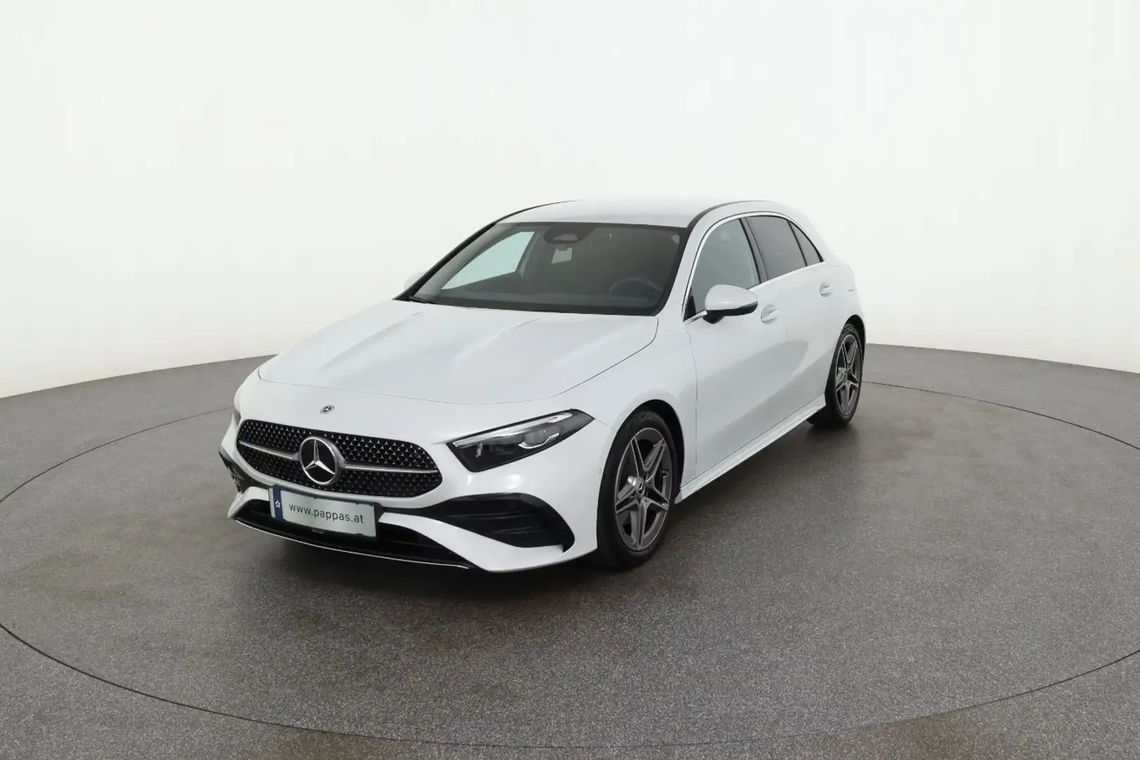 Mercedes-Benz A 180 d Kompaktlimousine PTS Cam Navi AUT Wide Weiß - 2
