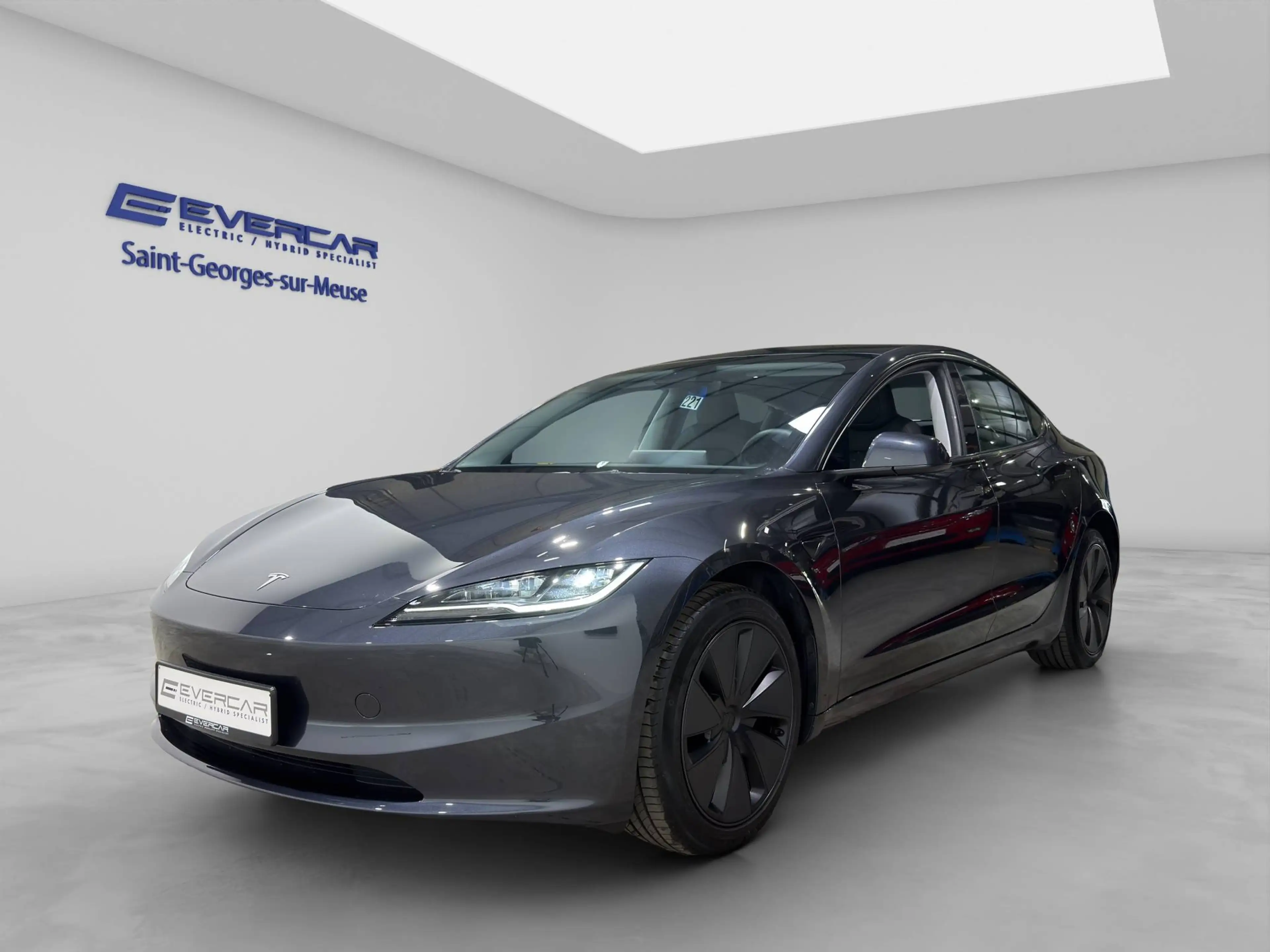 Tesla Model 3 LONG RANGE AWD ***PANORAMIC GLASS ROOF*360° CAMERA***