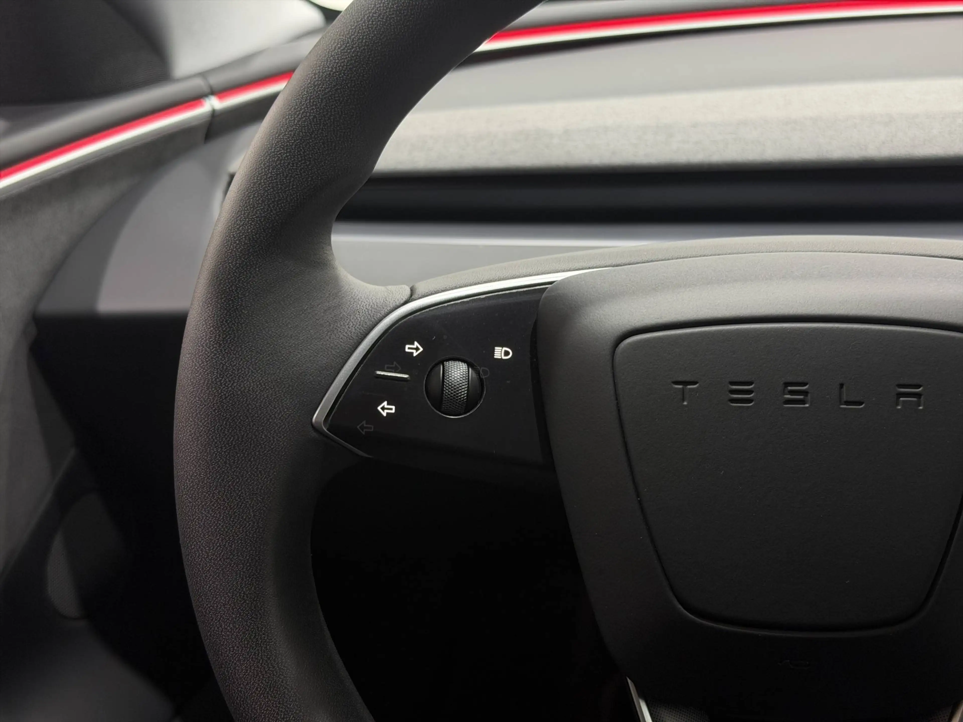 Tesla Model 3 LONG RANGE AWD ***PANORAMIC GLASS ROOF*360° CAMERA*** — photo 15