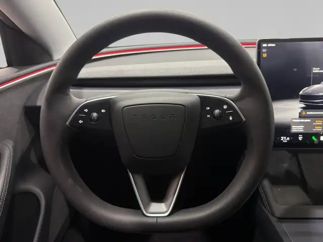 Tesla Model 3 view 13