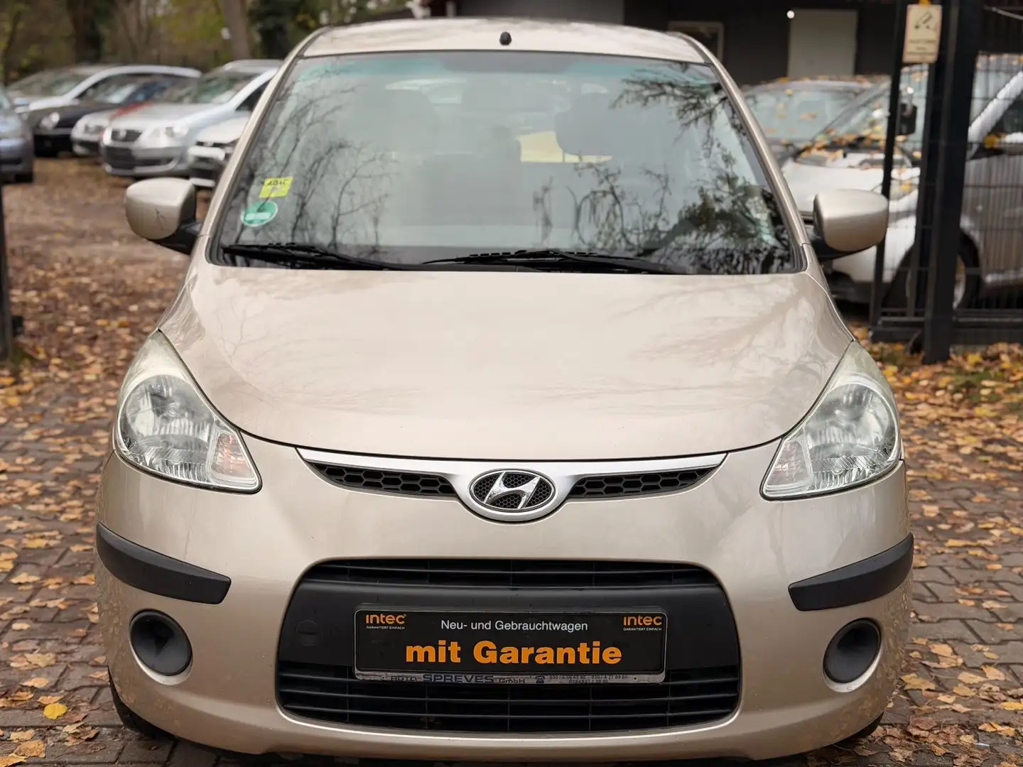 Hyundai i10 1.1 Tüv&Service Neu,Apple carplay,Kamera Beige - 1