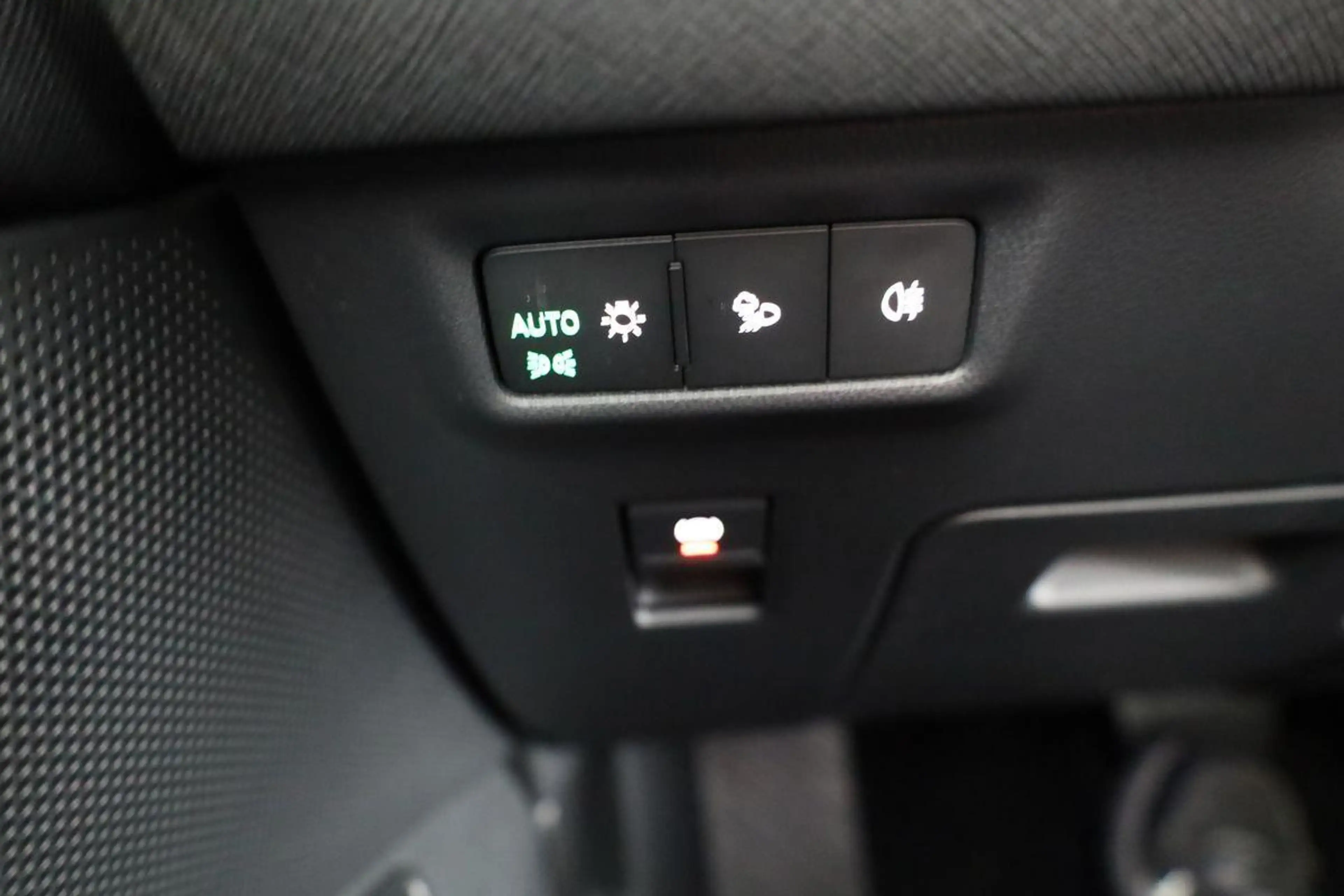 Skoda Kodiaq 1.5 TSI iV 150 kW Selection Selection, AHK, Pan... — photo 8