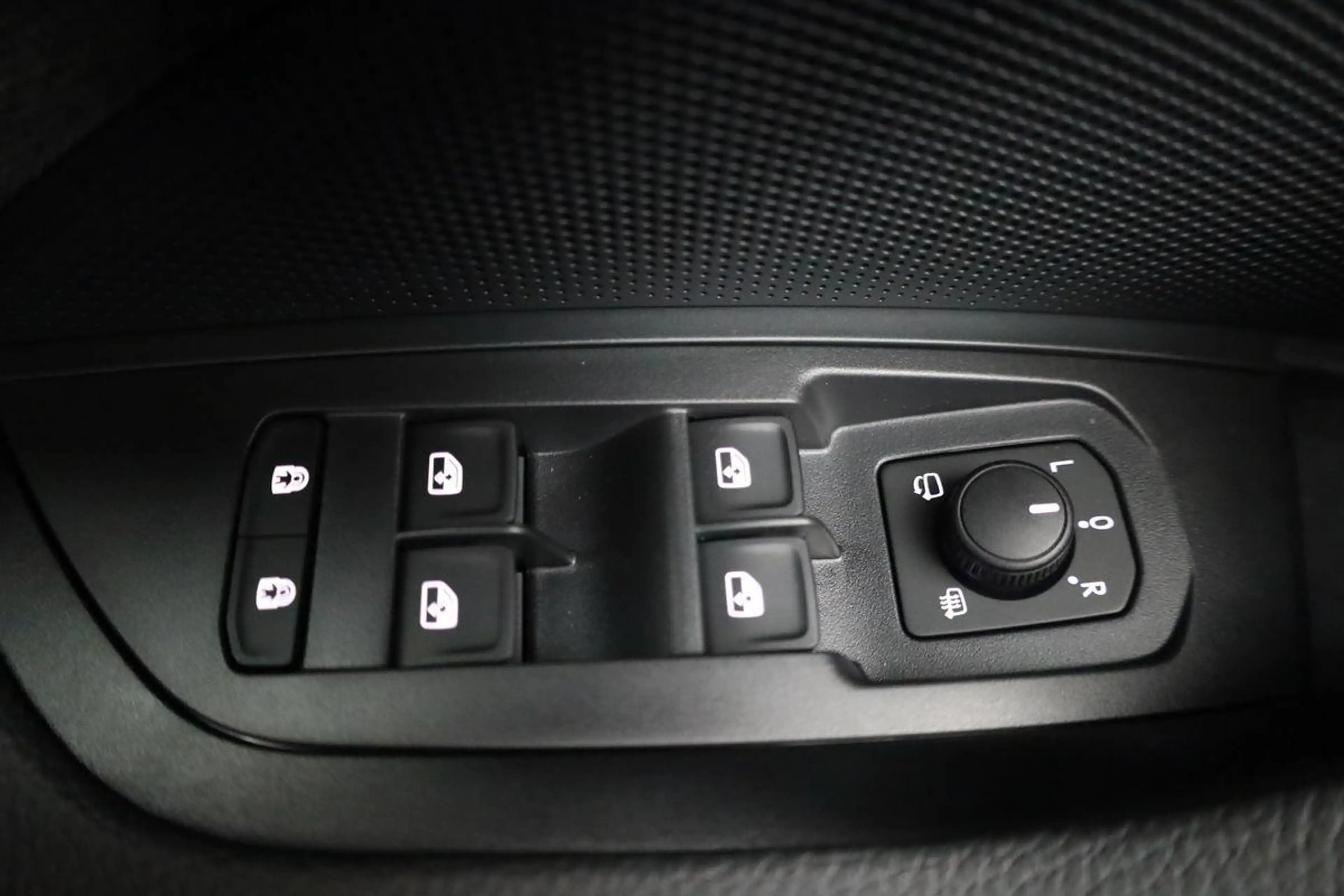 Skoda Kodiaq 1.5 TSI iV 150 kW Selection Selection, AHK, Pan... — photo 7