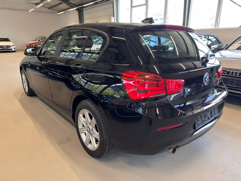 BMW 118 Bremsen komplett neu Navi — photo 2