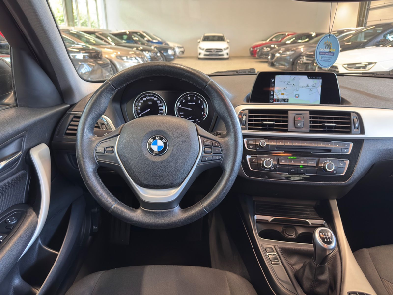 BMW 118 Bremsen komplett neu Navi — photo 10