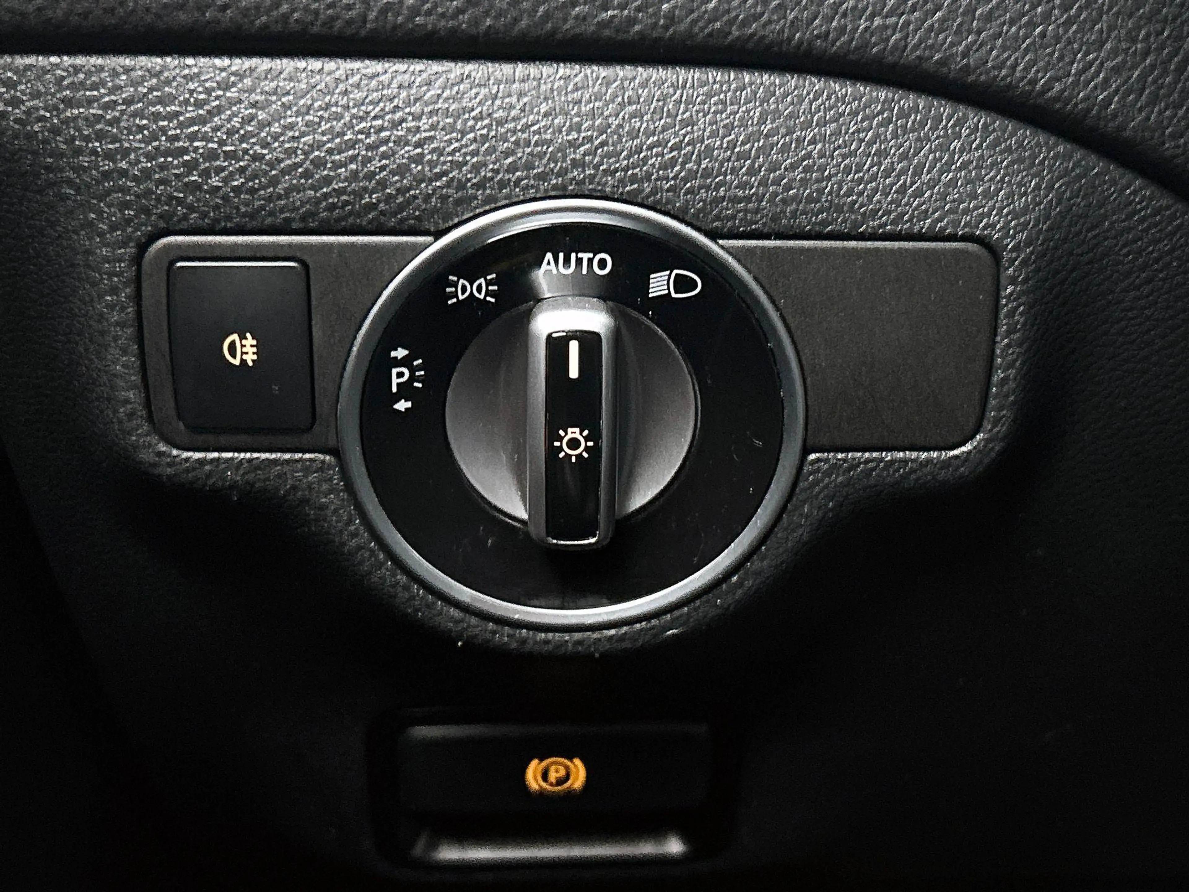 Mercedes-Benz CLA 180 D Shooting Brake Urban Line | Verwarmde Zetels | S — photo 12