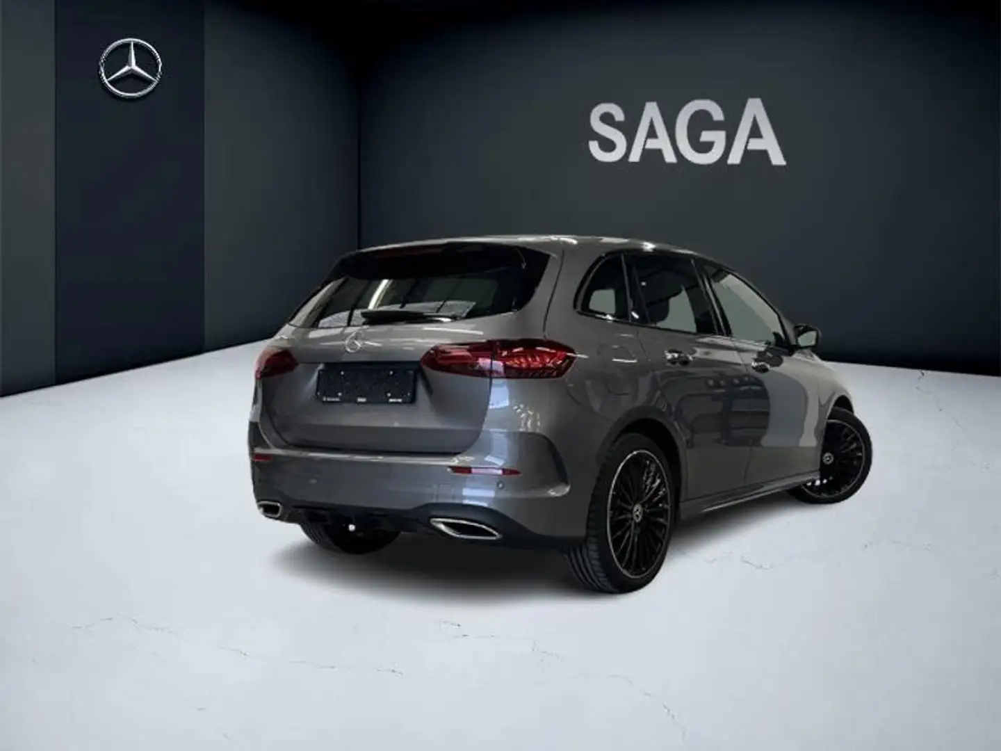 Mercedes-Benz B 250 e AMG Pack Night Facelift Pano Grijs - 2