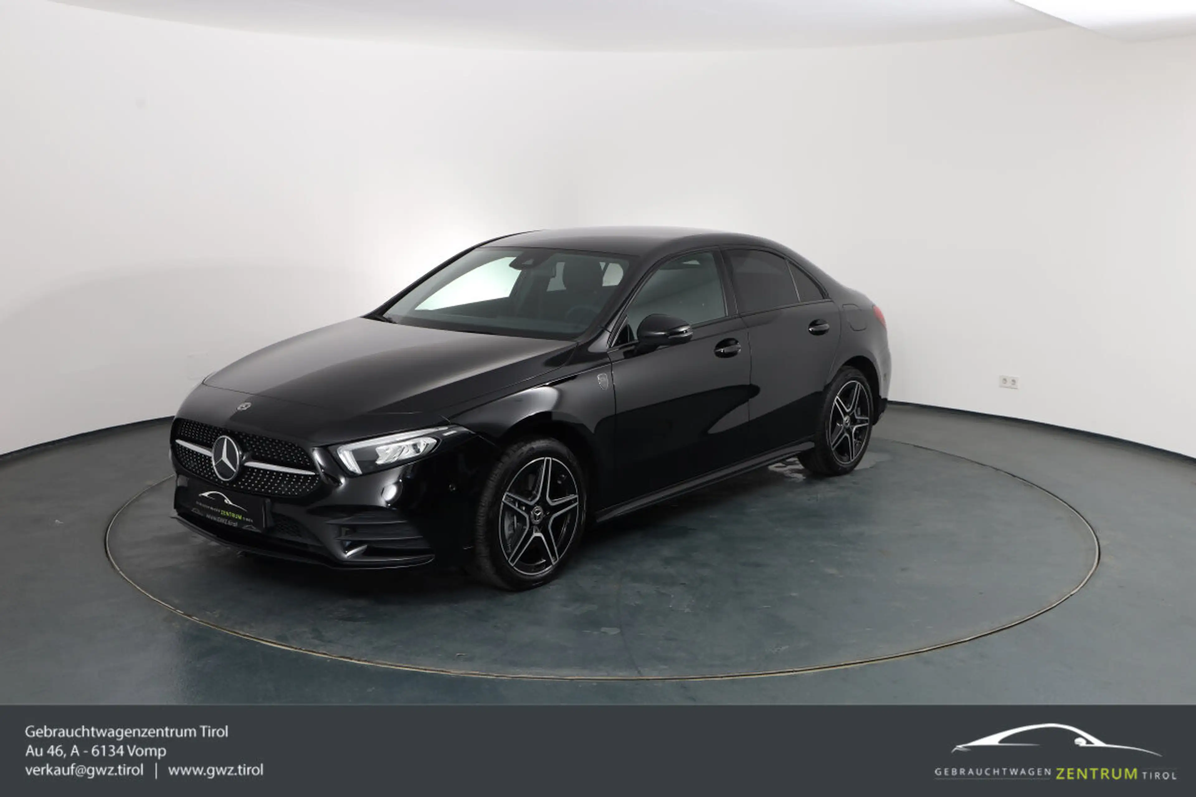 Mercedes-Benz A 250 e Limo AMG*ASSIST*AMBIENTE*LASER*NAVI*TOP!
