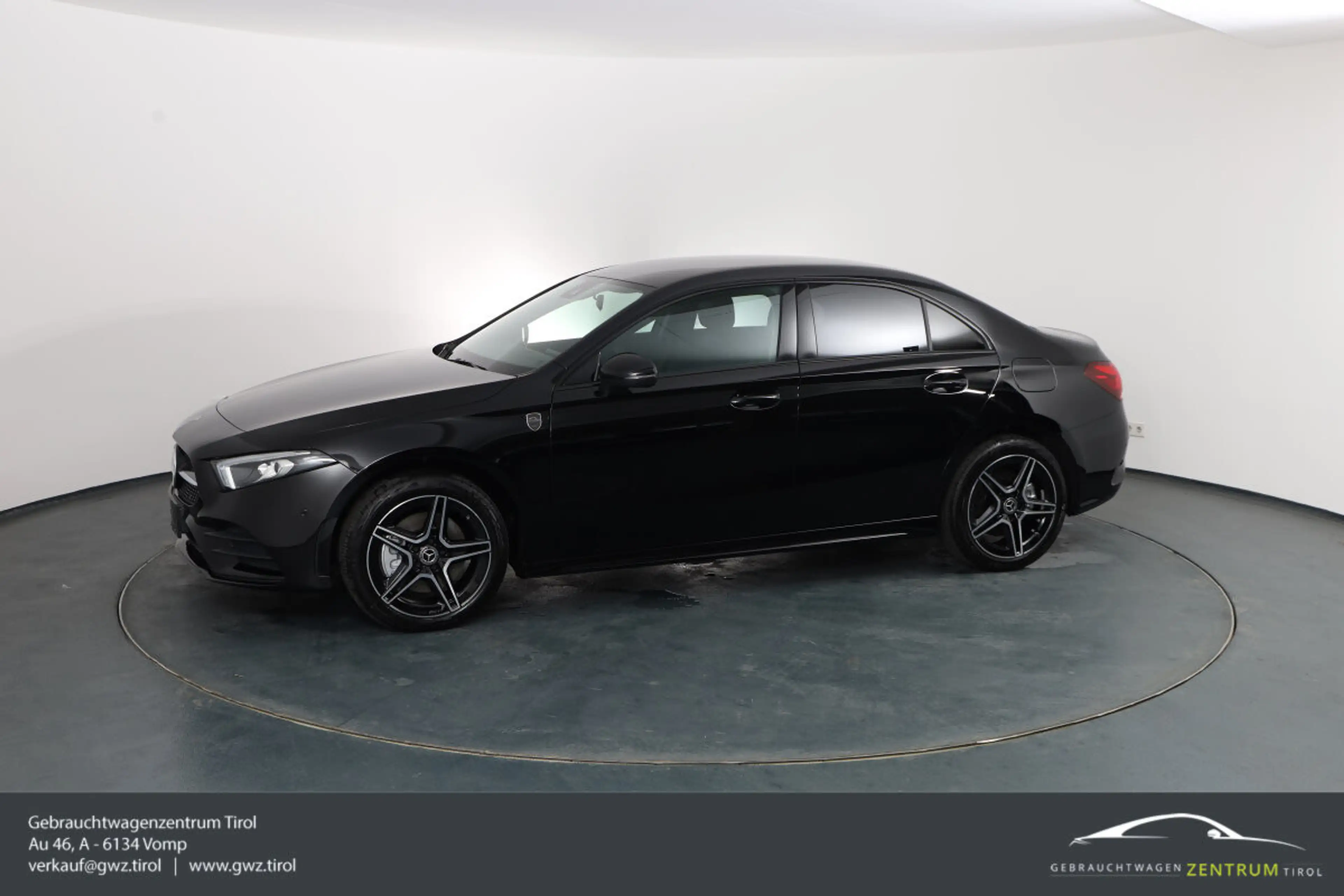 Mercedes-Benz A 250 e Limo AMG*ASSIST*AMBIENTE*LASER*NAVI*TOP! — photo 12
