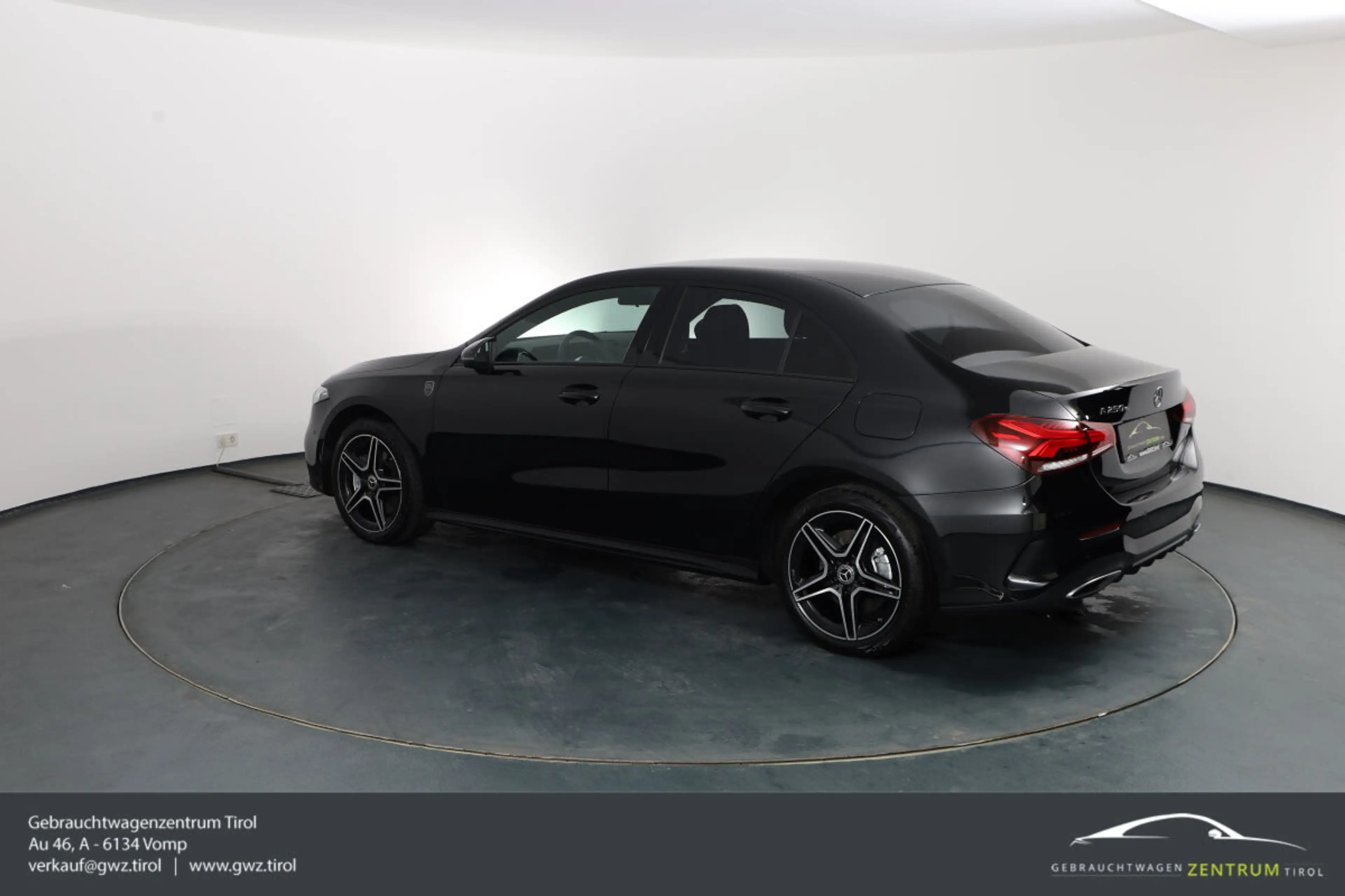 Mercedes-Benz A 250 e Limo AMG*ASSIST*AMBIENTE*LASER*NAVI*TOP! — photo 10