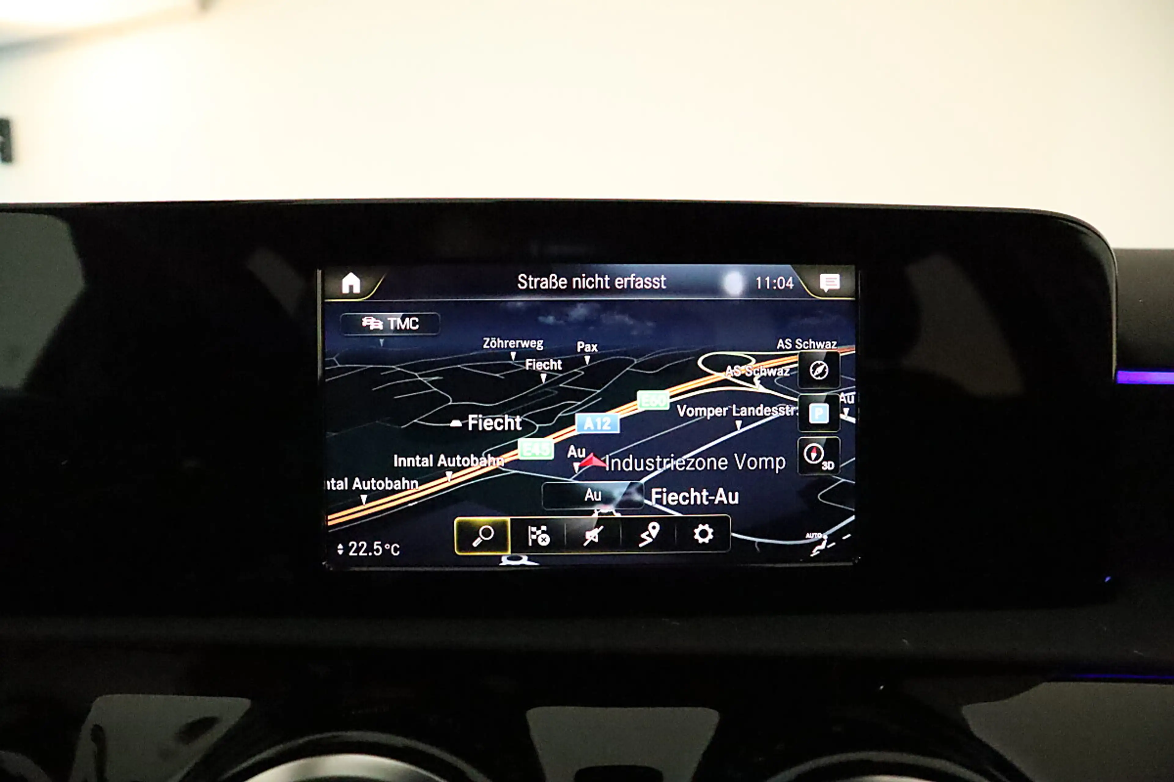 Mercedes-Benz A 250 e Limo AMG*ASSIST*AMBIENTE*LASER*NAVI*TOP! — photo 38