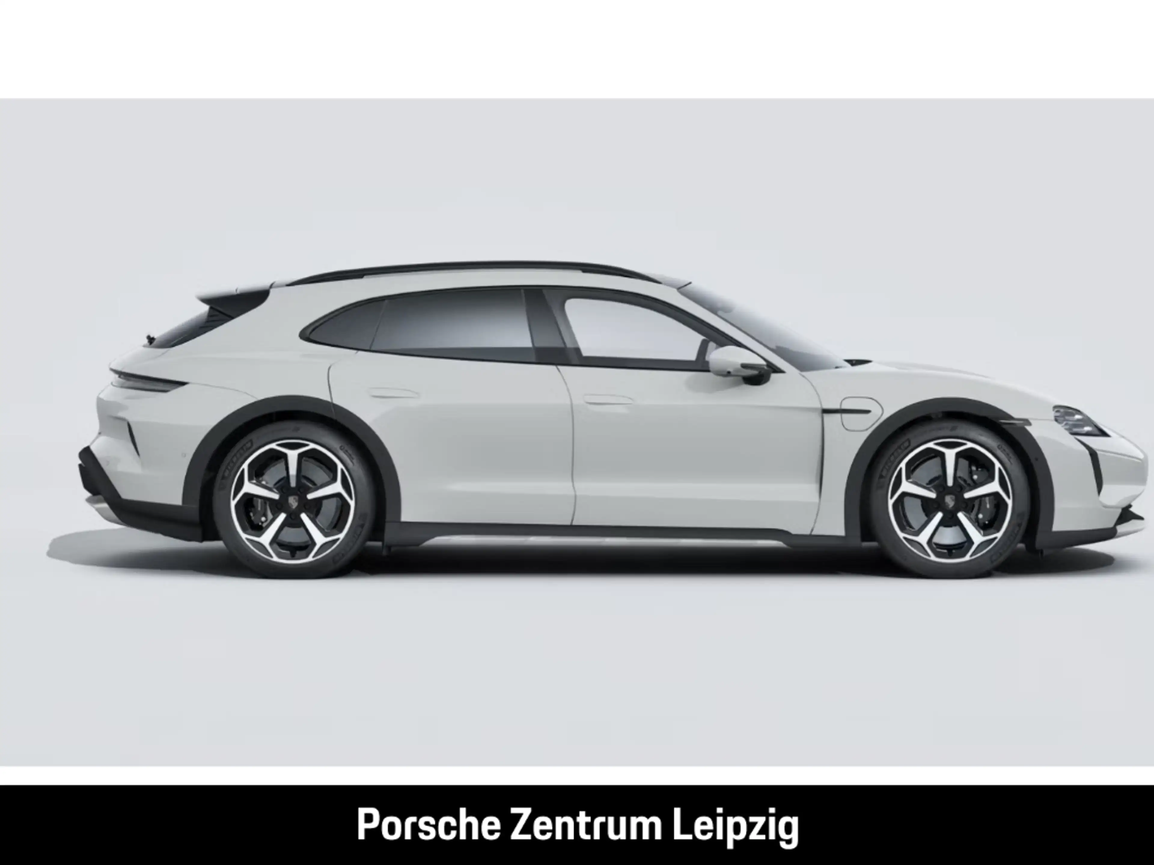 Porsche Taycan Turbo Cross Turismo — photo 6