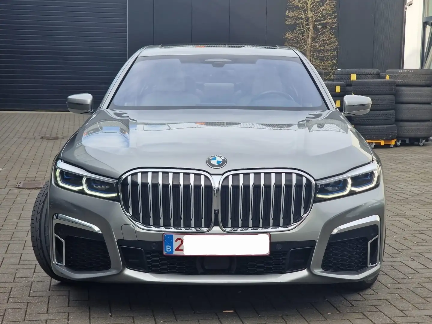 BMW 745 745Le Grey - 1