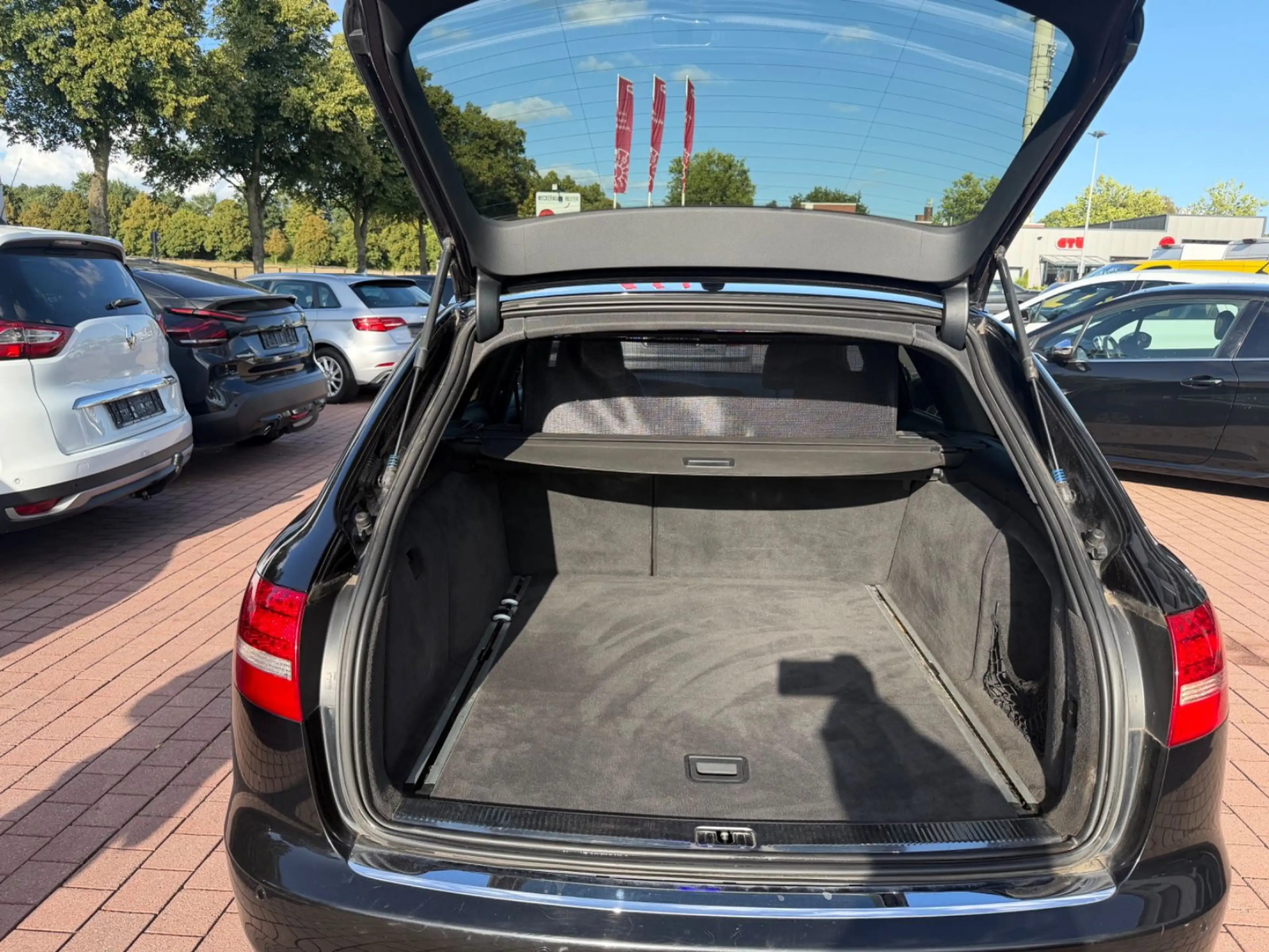 Audi A6 2.0 TDI. S Line Tüv neu Garantie — photo 7