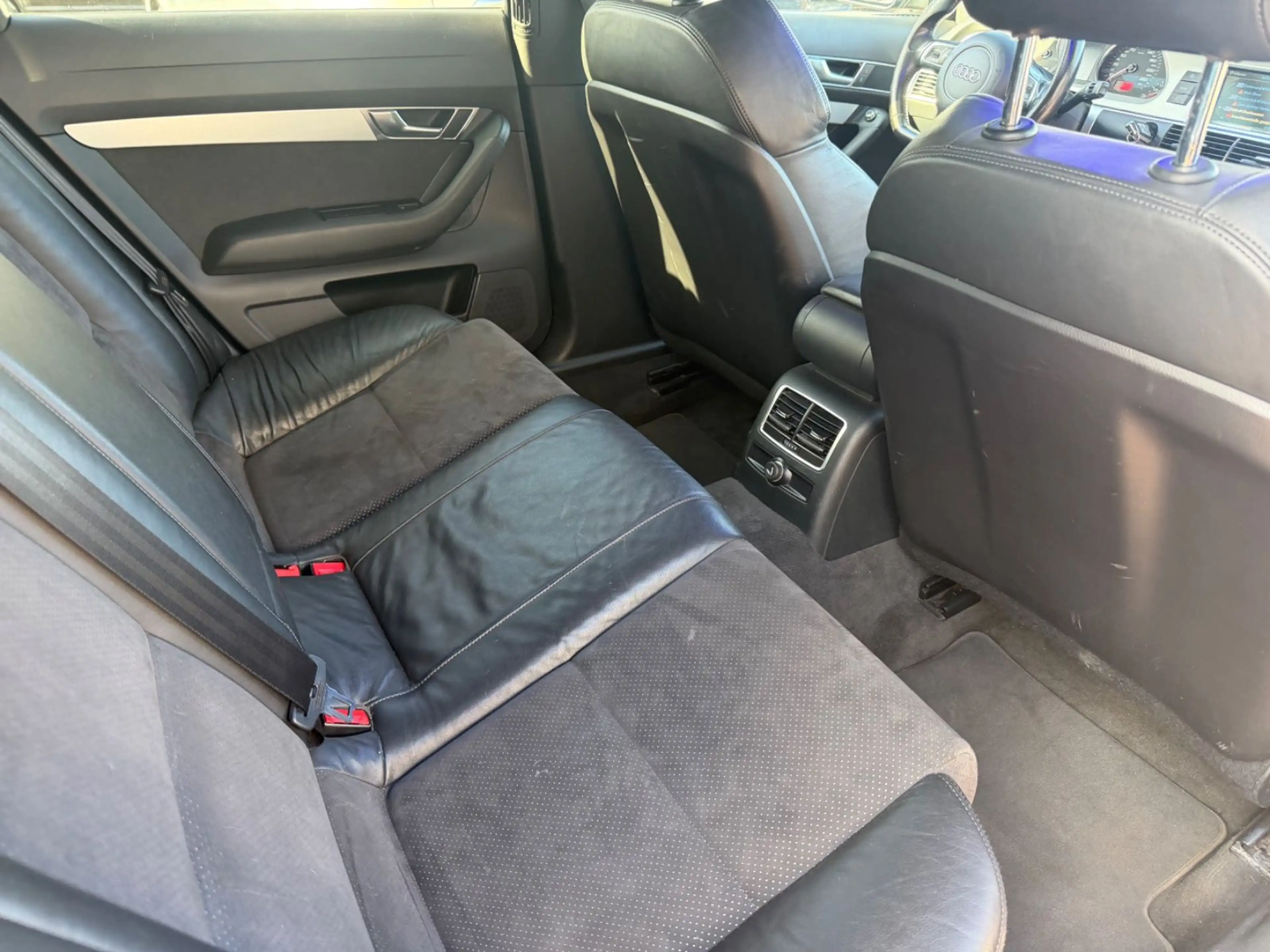 Audi A6 2.0 TDI. S Line Tüv neu Garantie — photo 12