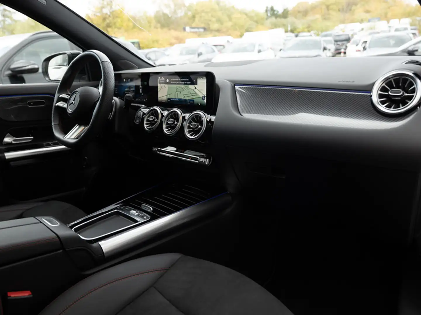 Mercedes-Benz GLA 200 AMG-Sport/MLB/360/Pano/Night/AHK/Keyl/19 Weiß - 2