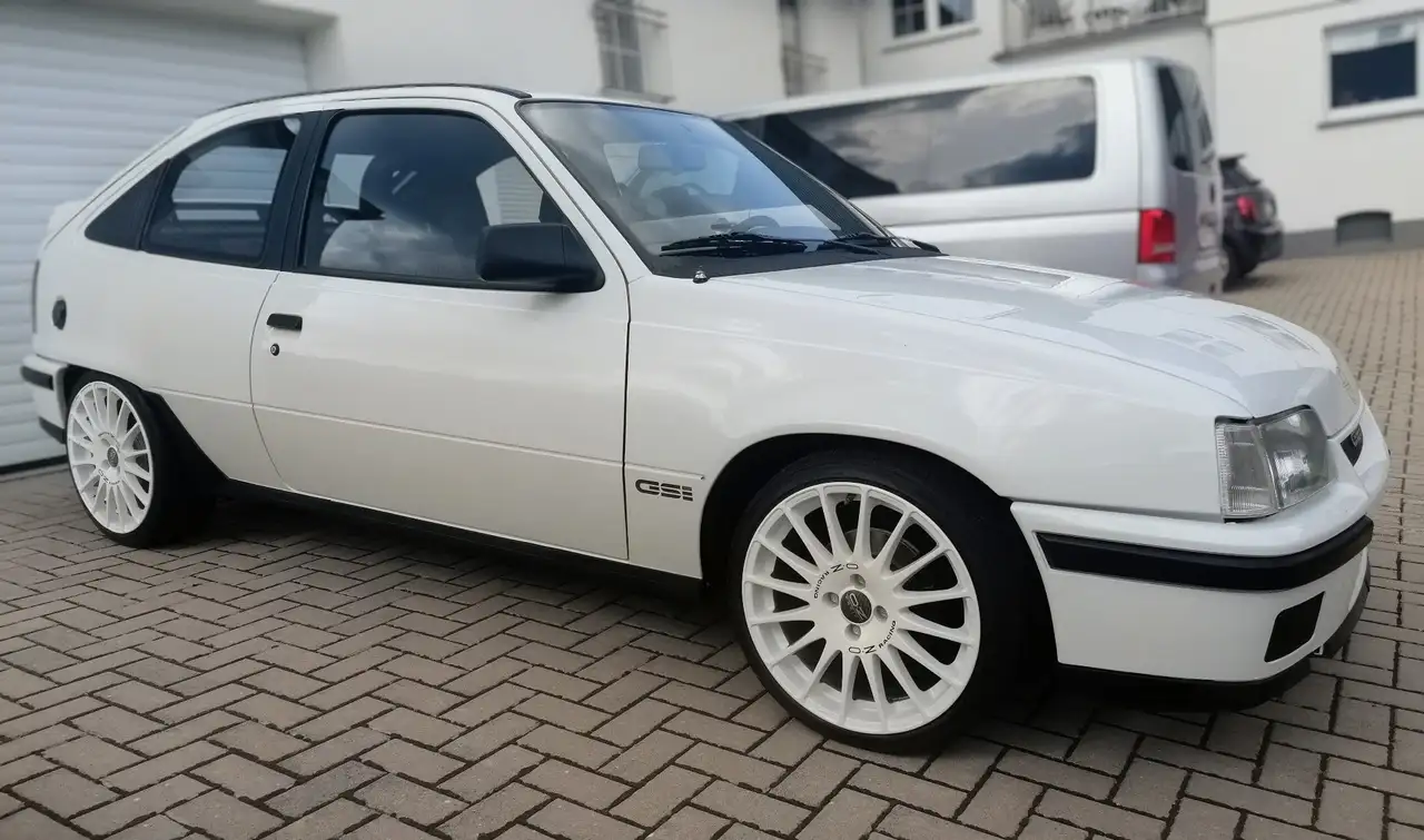 Opel Kadett E 16V GSi C20XE, foto 3