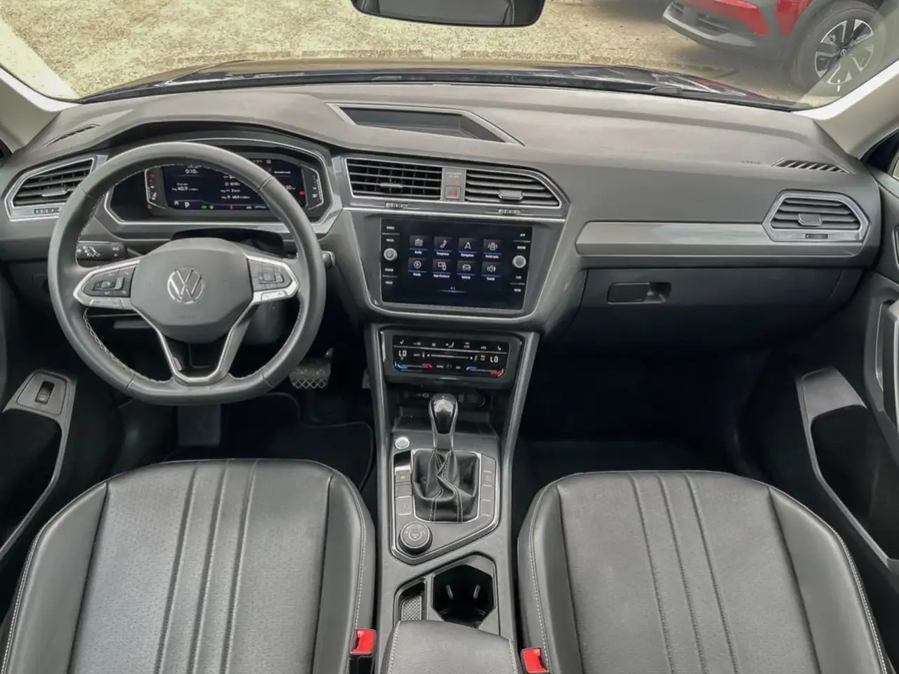 Volkswagen Tiguan снимка Volkswagen Tiguan