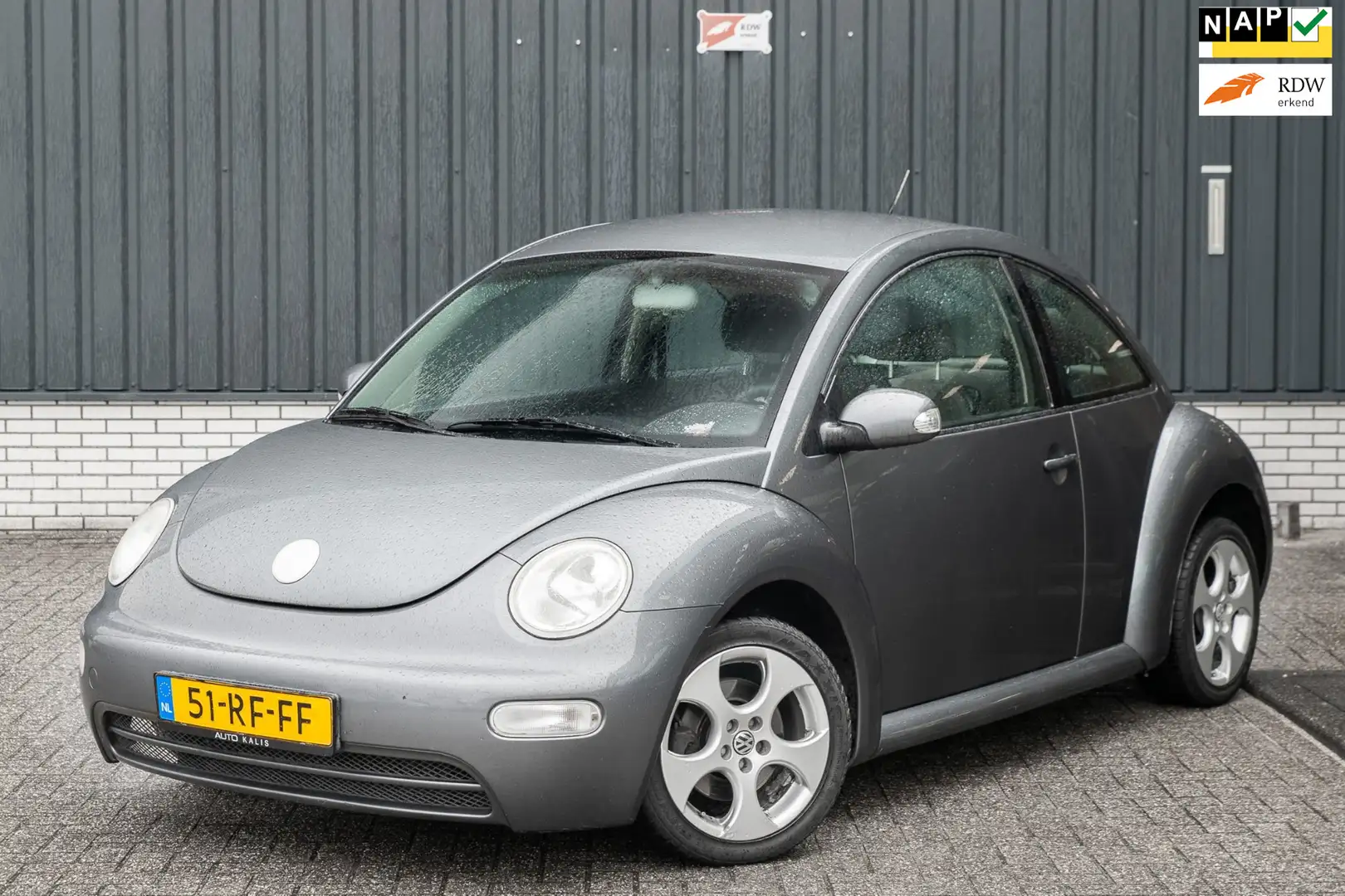 Volkswagen New Beetle 1.6*Airco*Cruise control Szary - 1