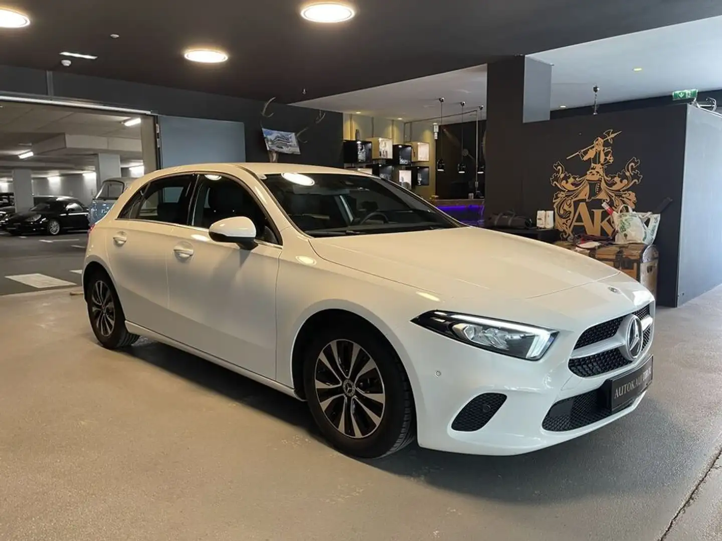 Mercedes-Benz A 180 2,0d STYLE*LED*RFK*TEMP*SPUR*KEYL*Sitzh Weiß - 1