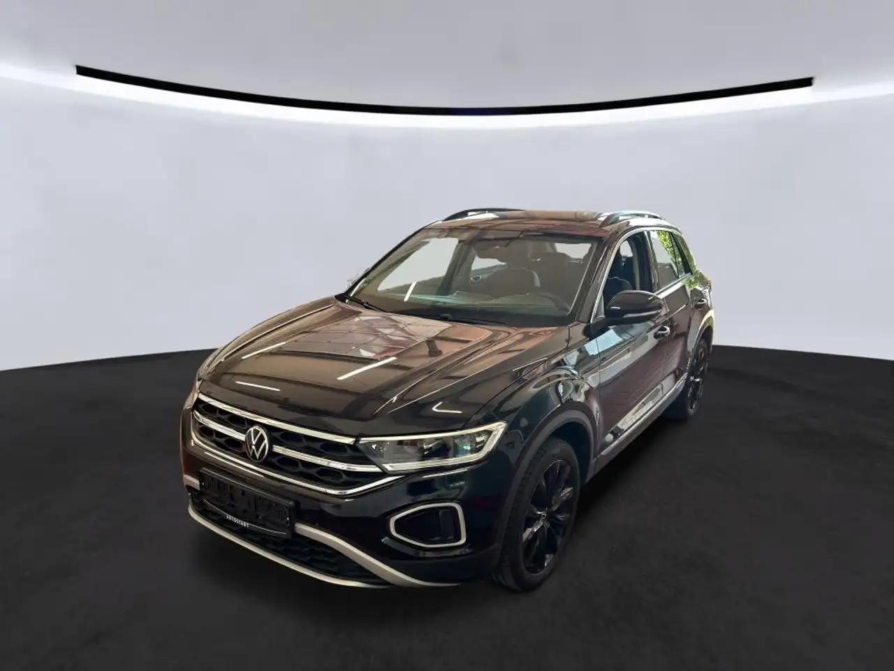 Volkswagen T-Roc Style 1.5 TSI - Pano Rear View Navi Standhzg.Keyle — photo 1 of 4