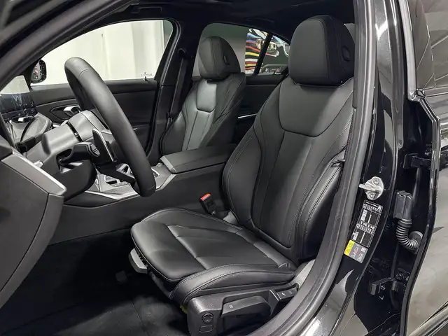 BMW 3 Series view 10