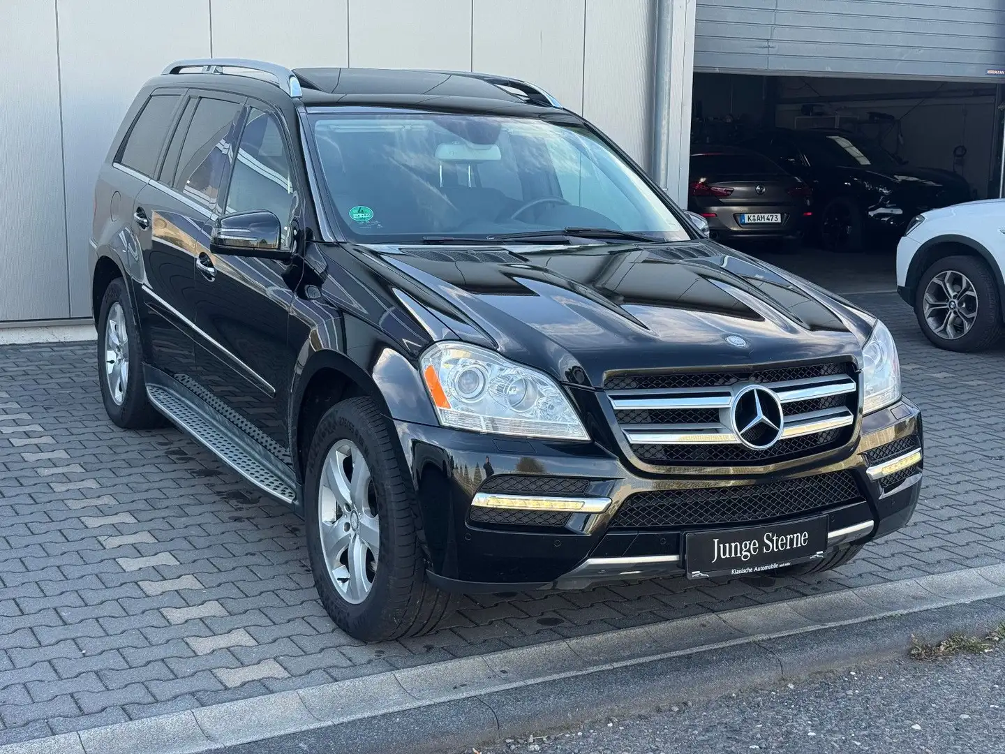 Mercedes-Benz GL 450 4Matic Facelift modell LPG 7 Sitzer AHK Schwarz - 2