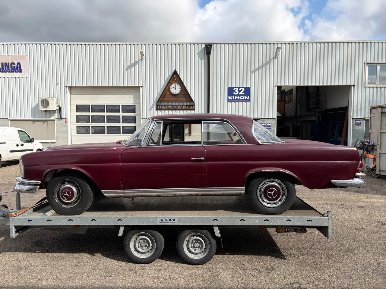 Mercedes-Benz 220 COUPE, foto 2