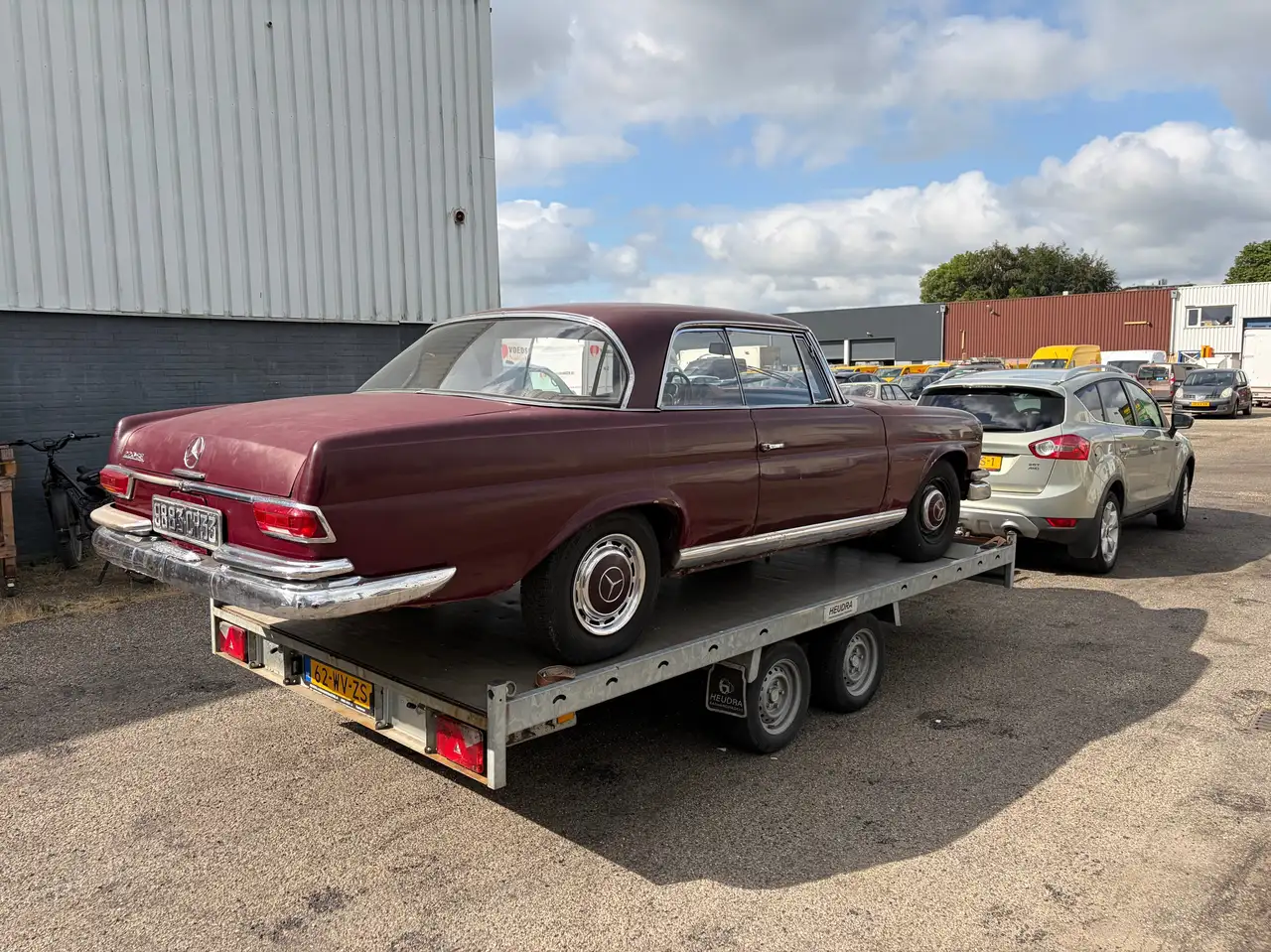 Mercedes-Benz 220 COUPE, foto 6