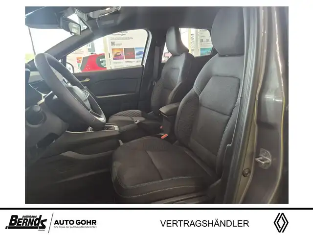 Renault Captur view 9