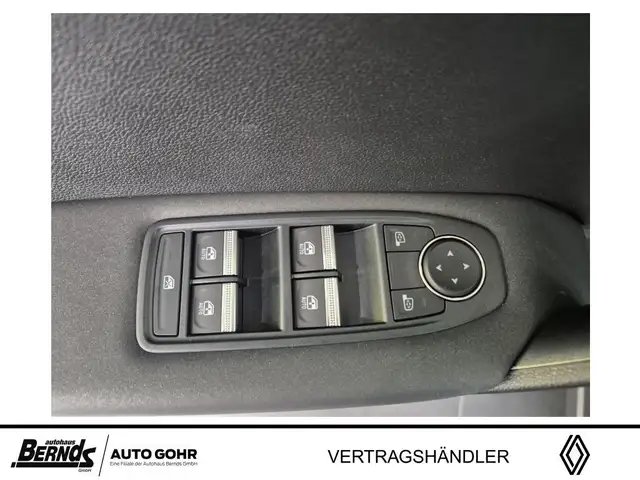 Renault Captur view 11