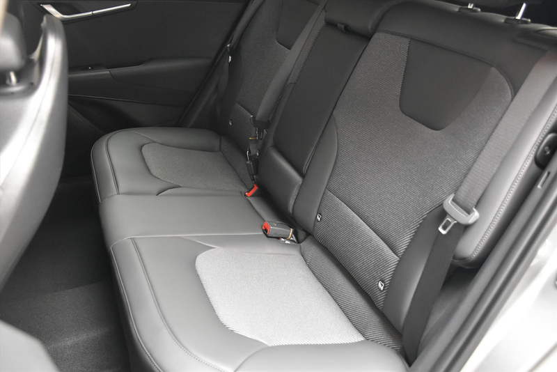 Kia e-Niro 1.6 GDi Hybrid 138pk DCT6 DynamicPlusLine — photo 18