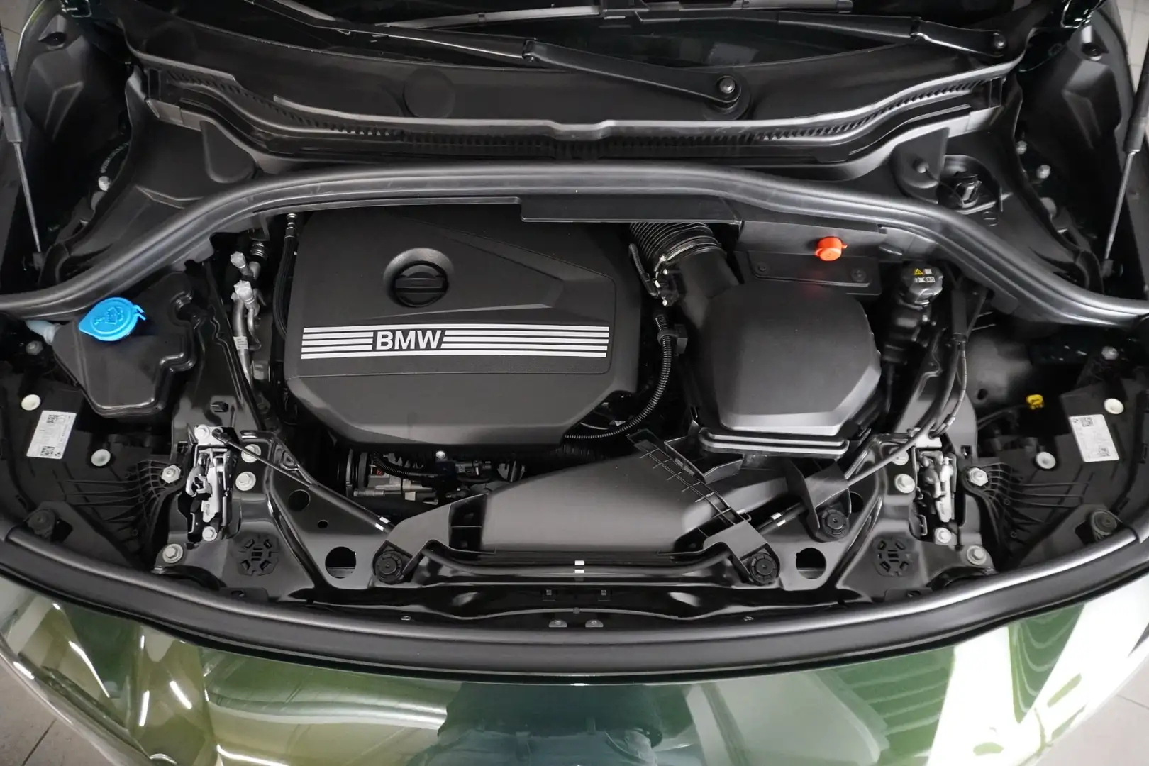 BMW 218 i Grün - 2