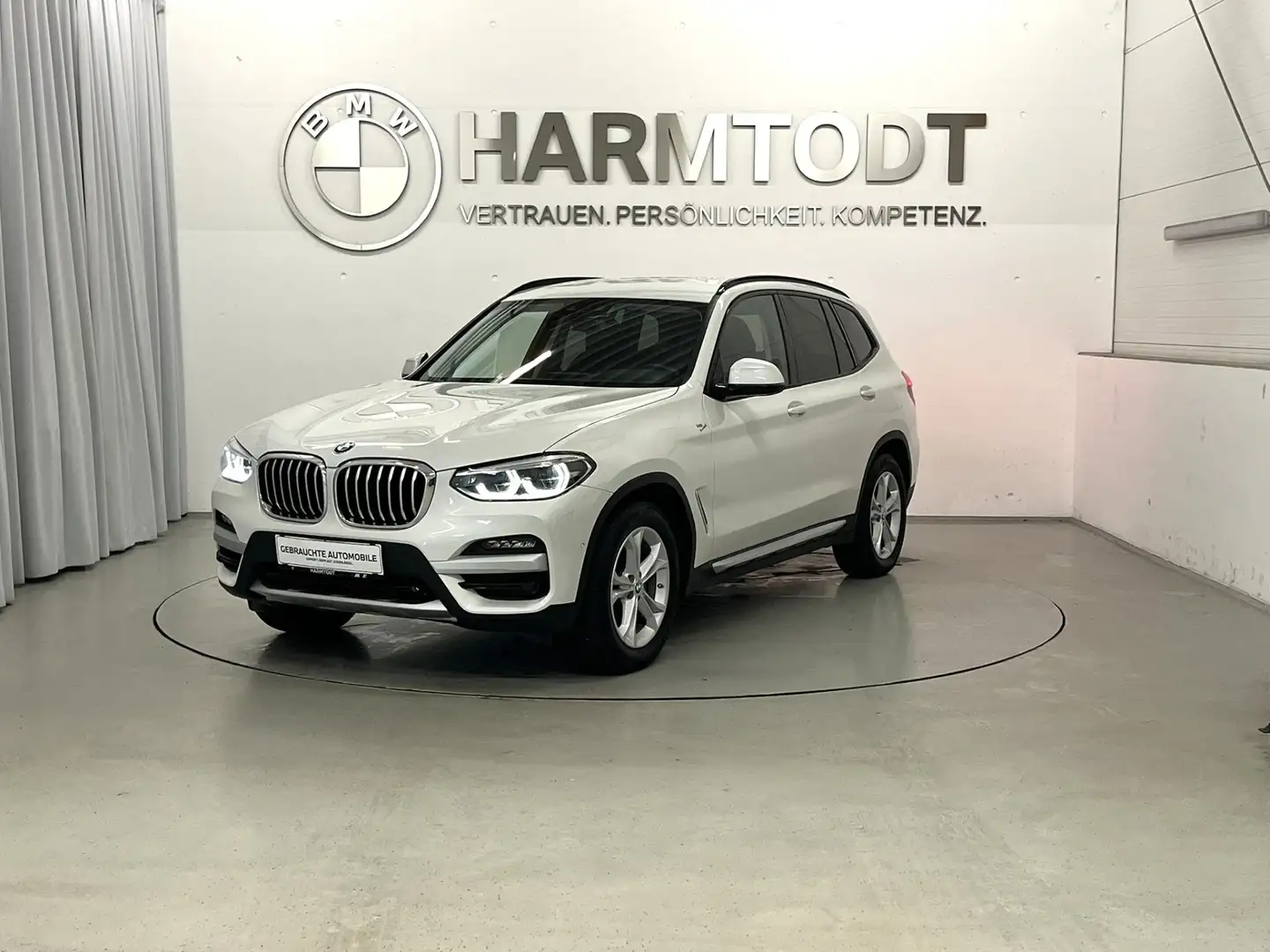 BMW X3 xDrive20d *xLine / HUD / LED / SHZ / LHZ* Weiß - 2