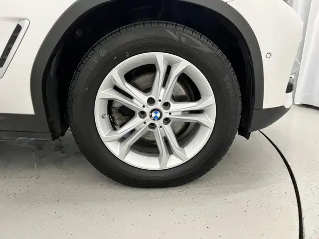 BMW X3 view 19