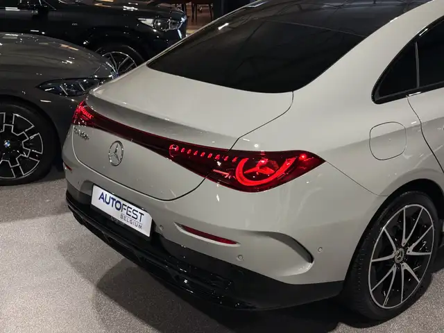 Mercedes-Benz CLA view 15
