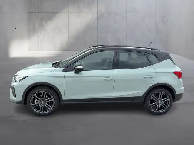 Seat Arona view 2