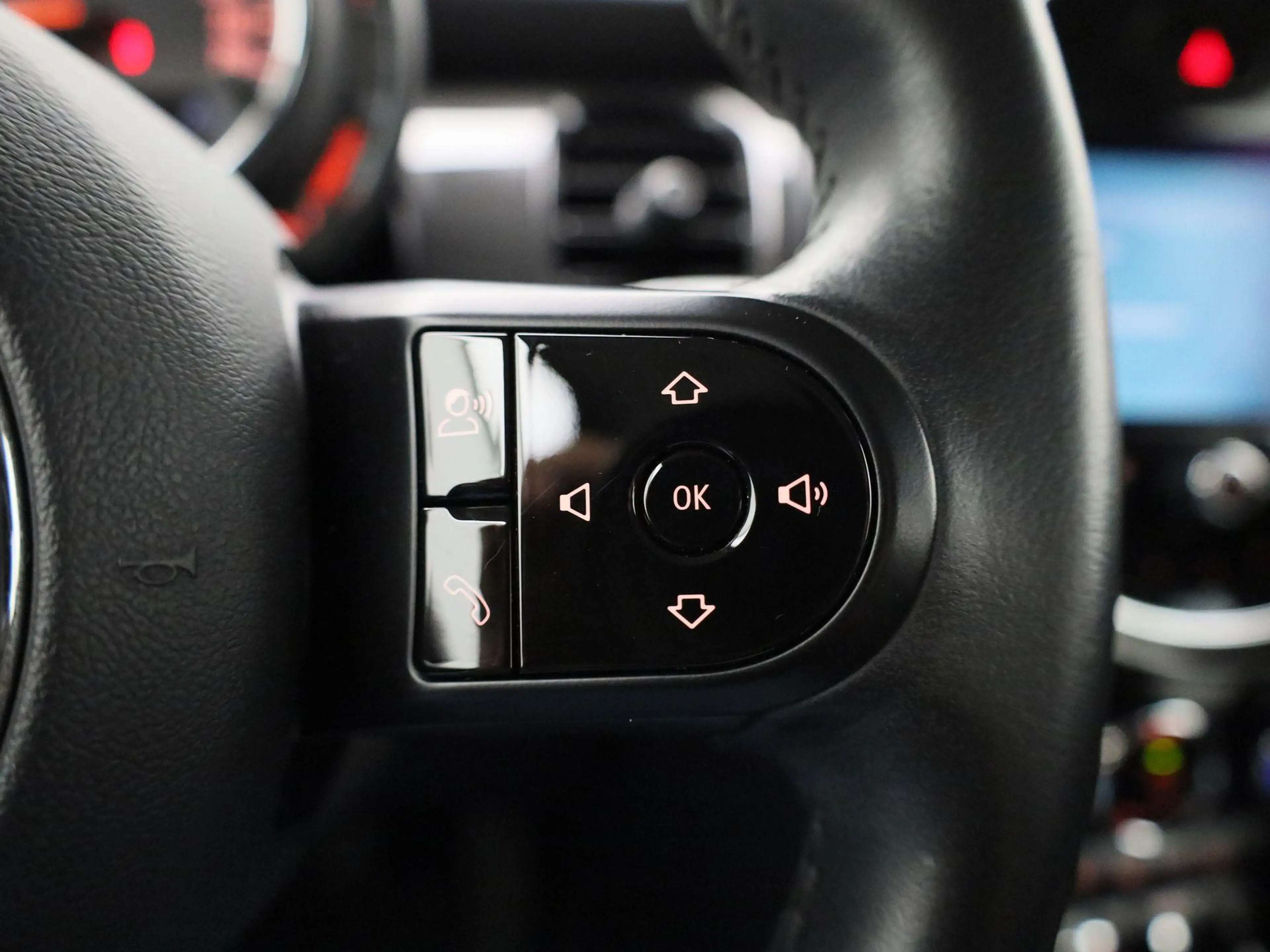 MINI One 5 door — photo 15
