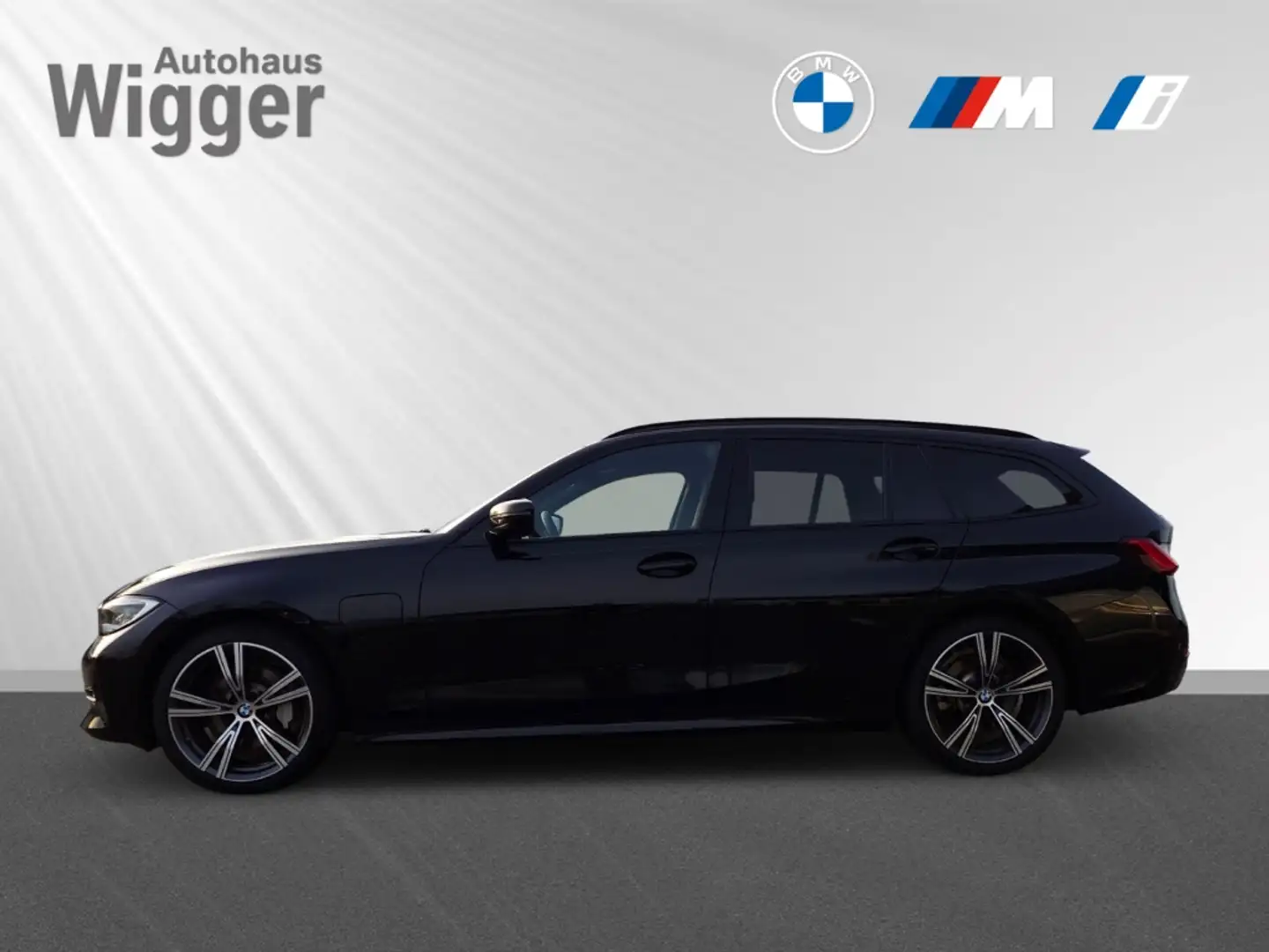 BMW 330 e xDrive touring/Sport Line/Laser/AHK/HUD Schwarz - 2