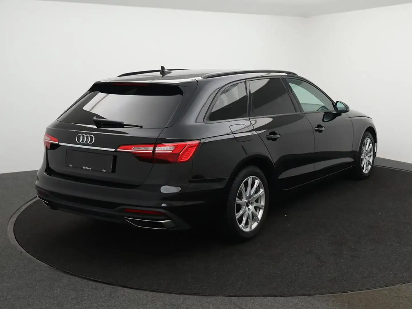 Audi A4 Avant Avant 35TFSI Business Edition 150PK AUTOMAAT Noir - 2