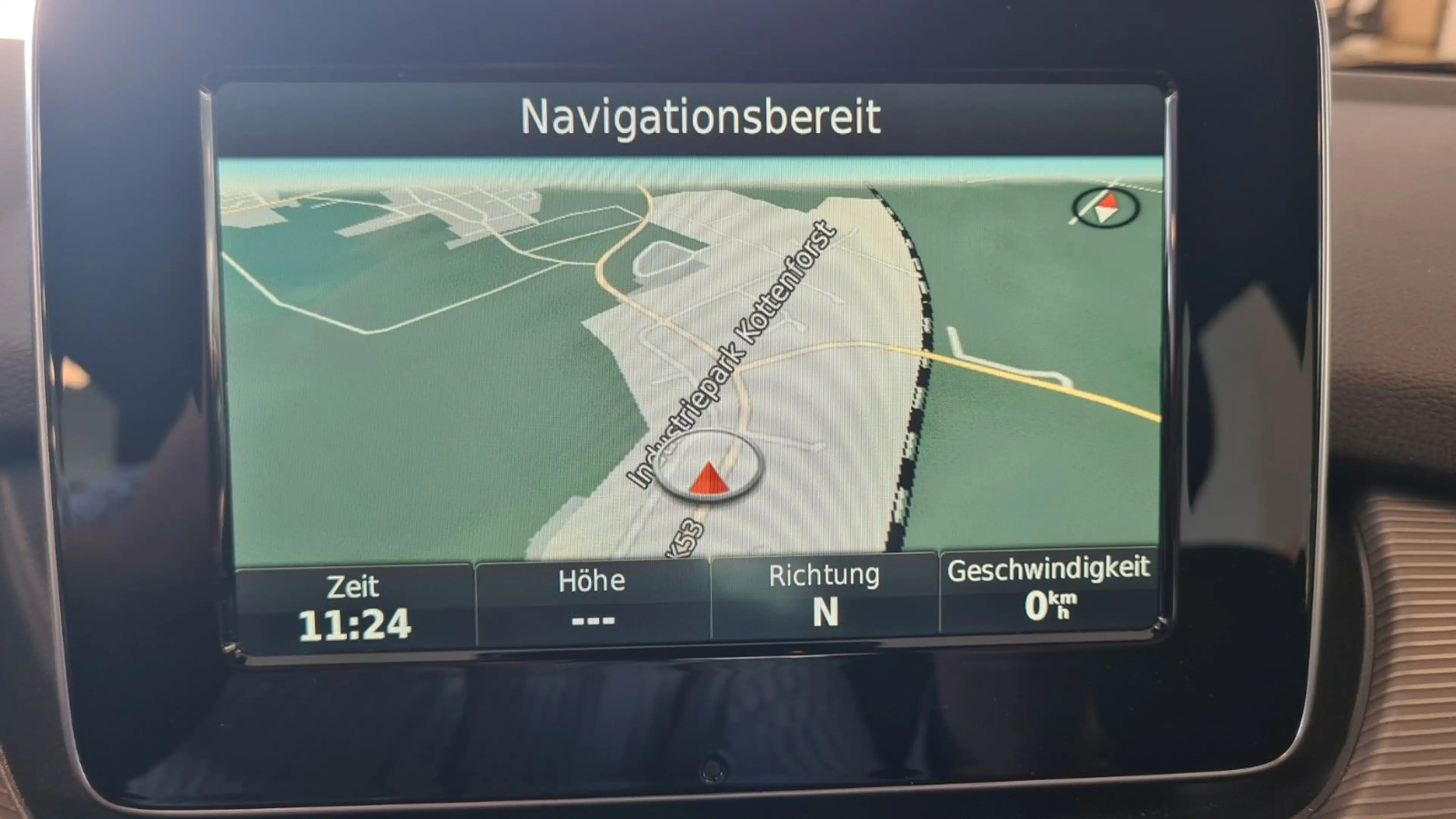 Mercedes-Benz B 180 Style PTS TWA LED SHZ AHK — photo 19