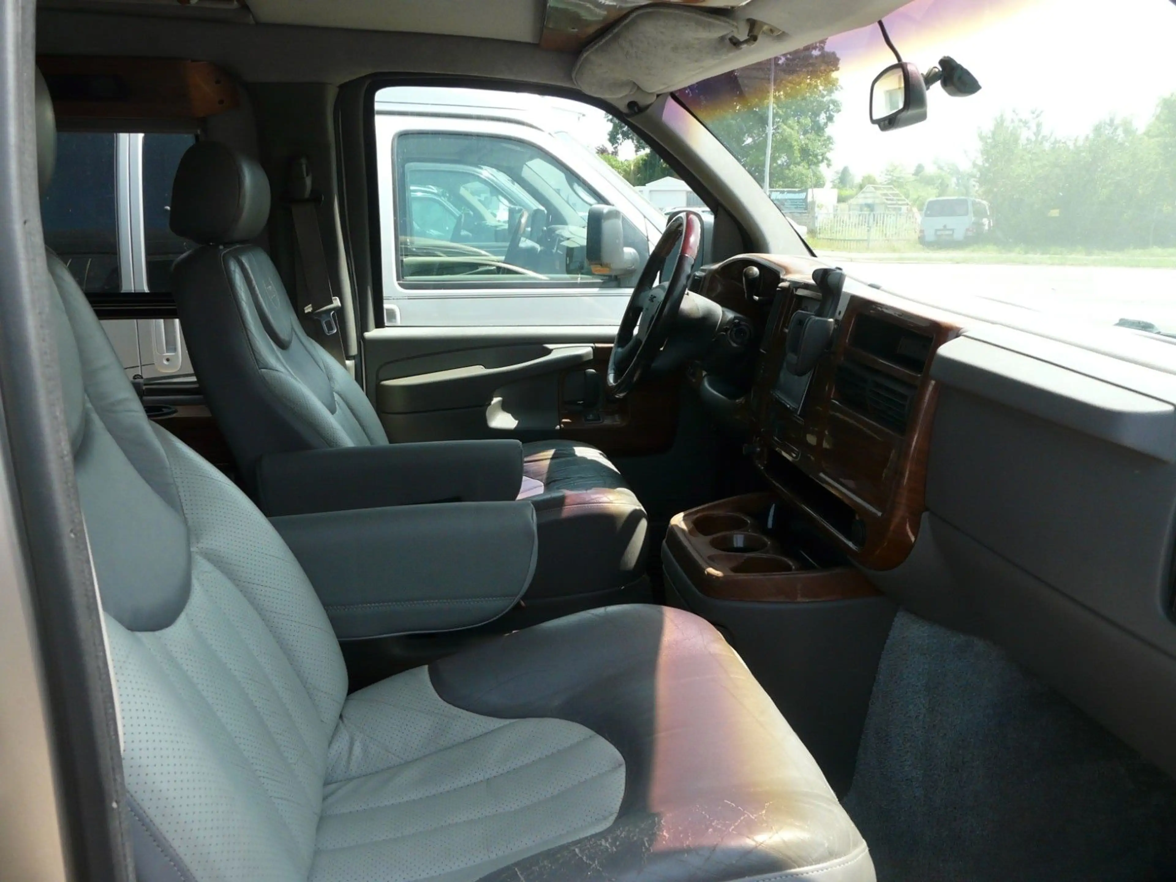 Chevrolet Chevy Van Cobra LTD, Hi-Top, Prins GAS 165l Unterflur — photo 8
