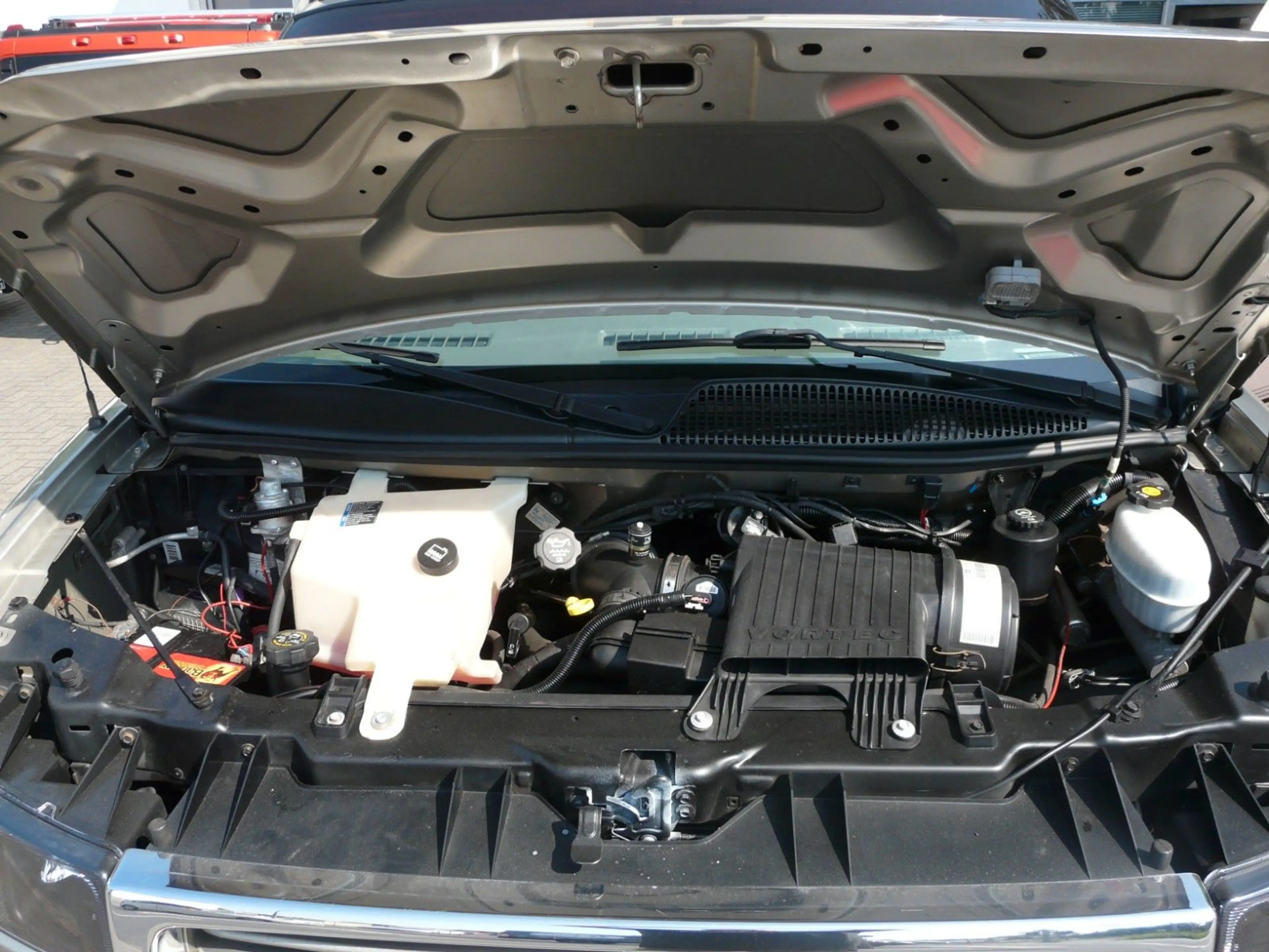 Chevrolet Chevy Van Cobra LTD, Hi-Top, Prins GAS 165l Unterflur — photo 15