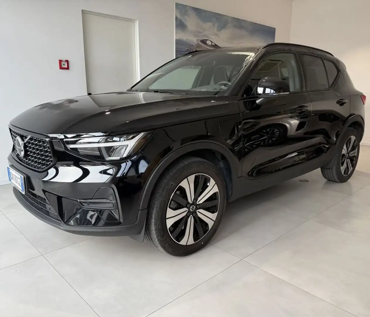 Volvo XC40 T4 Recharge Plug-in Hybrid automatico Plus Dark Nero - 1