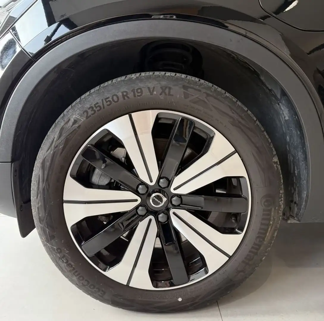 Volvo XC40 T4 Recharge Plug-in Hybrid automatico Plus Dark Nero - 2